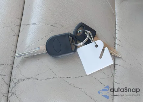 2004 Ford F-150 Lariat/Xlt z USA, uszkodzony, nr VIN 1FTPW12594KB98650